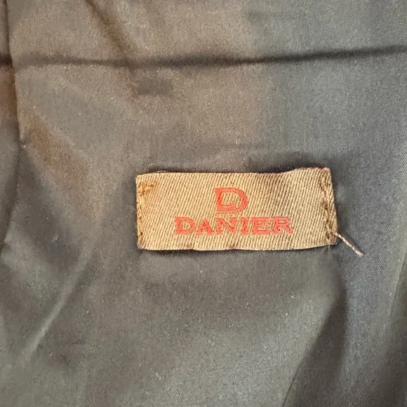 Pre-Loved DANIER Genuine Pencil Black Leather Skirt - Size 4 US - Picture 16 of 16